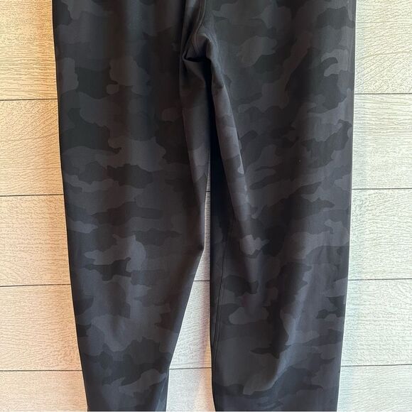 Lululemon Keep Moving Pant 7/8 High-Rise Incognito Camo Multi Grey Size 8 - Picture 13 of 15